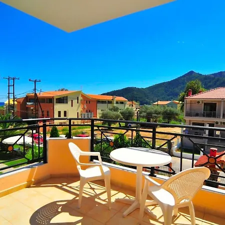 Room In Studio - Hotel Georgia - Peaceful Room Near Golden Beach In Thassos Island * 크리시 아모우디아